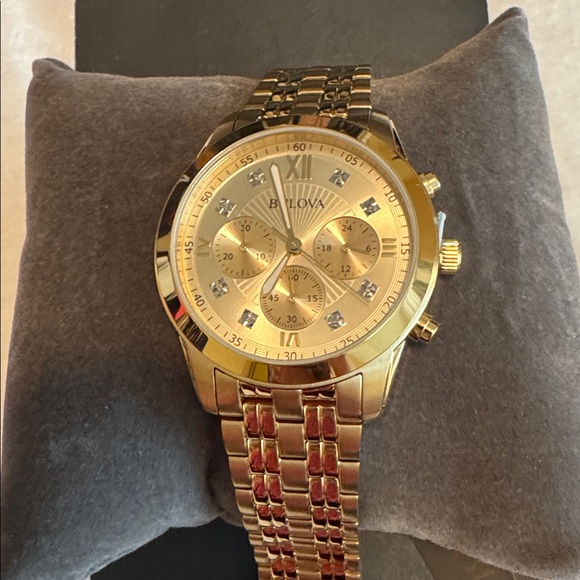 New Bulova Gold Tone Diamonds Accents Chronograph Watch